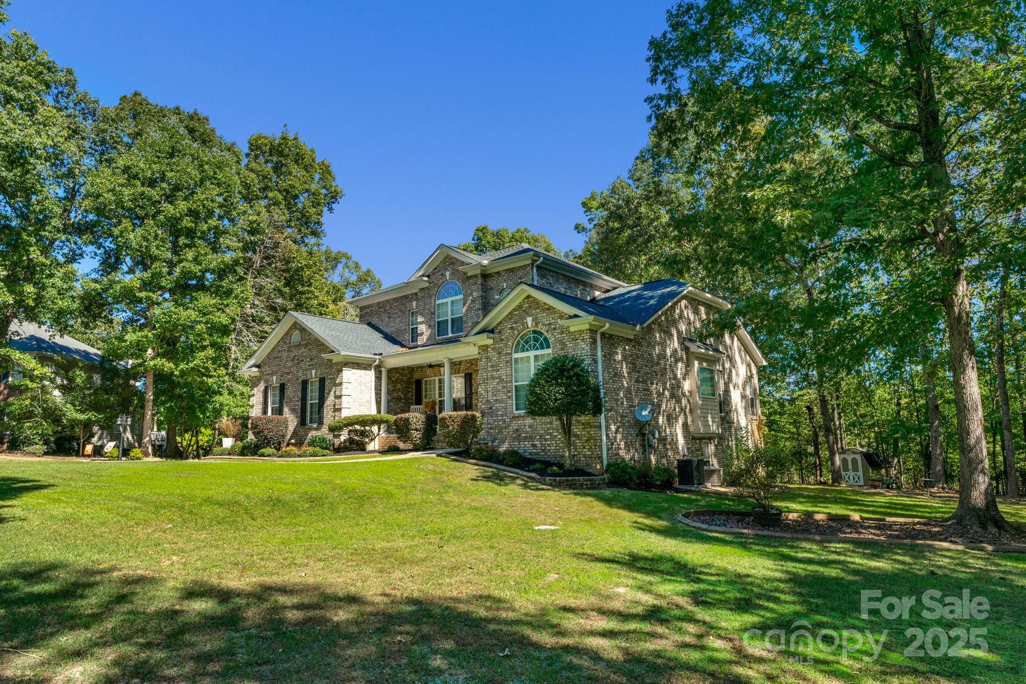 4586 Chanel Court Concord, NC 28025 - Photo 3 of 48 Gallery Image 3