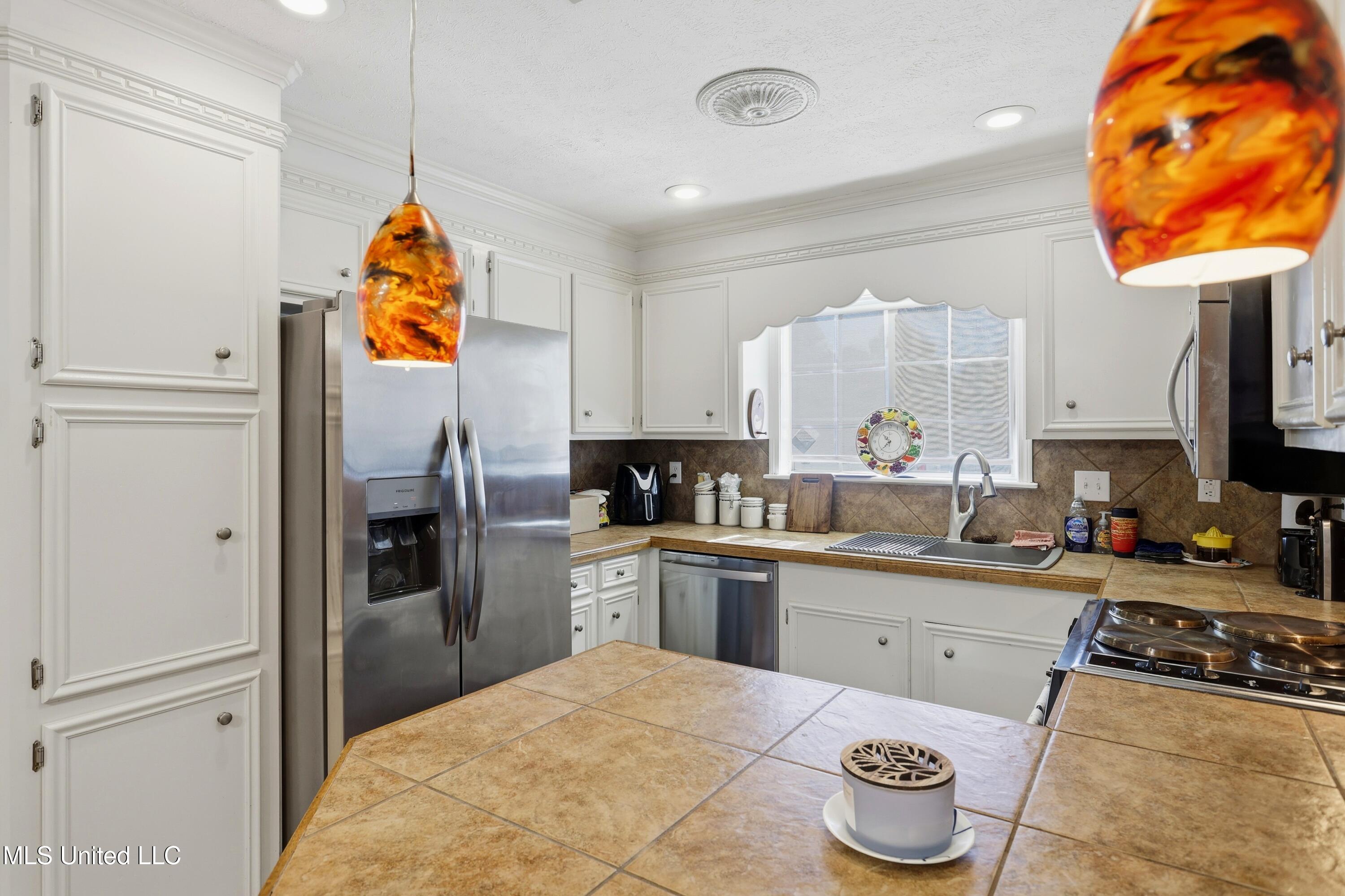 72 Lamplighter Road Pearl, MS 39208 - Photo 13 of 25 72 Lamplighter Rd \ Home Tours MS (12)[1