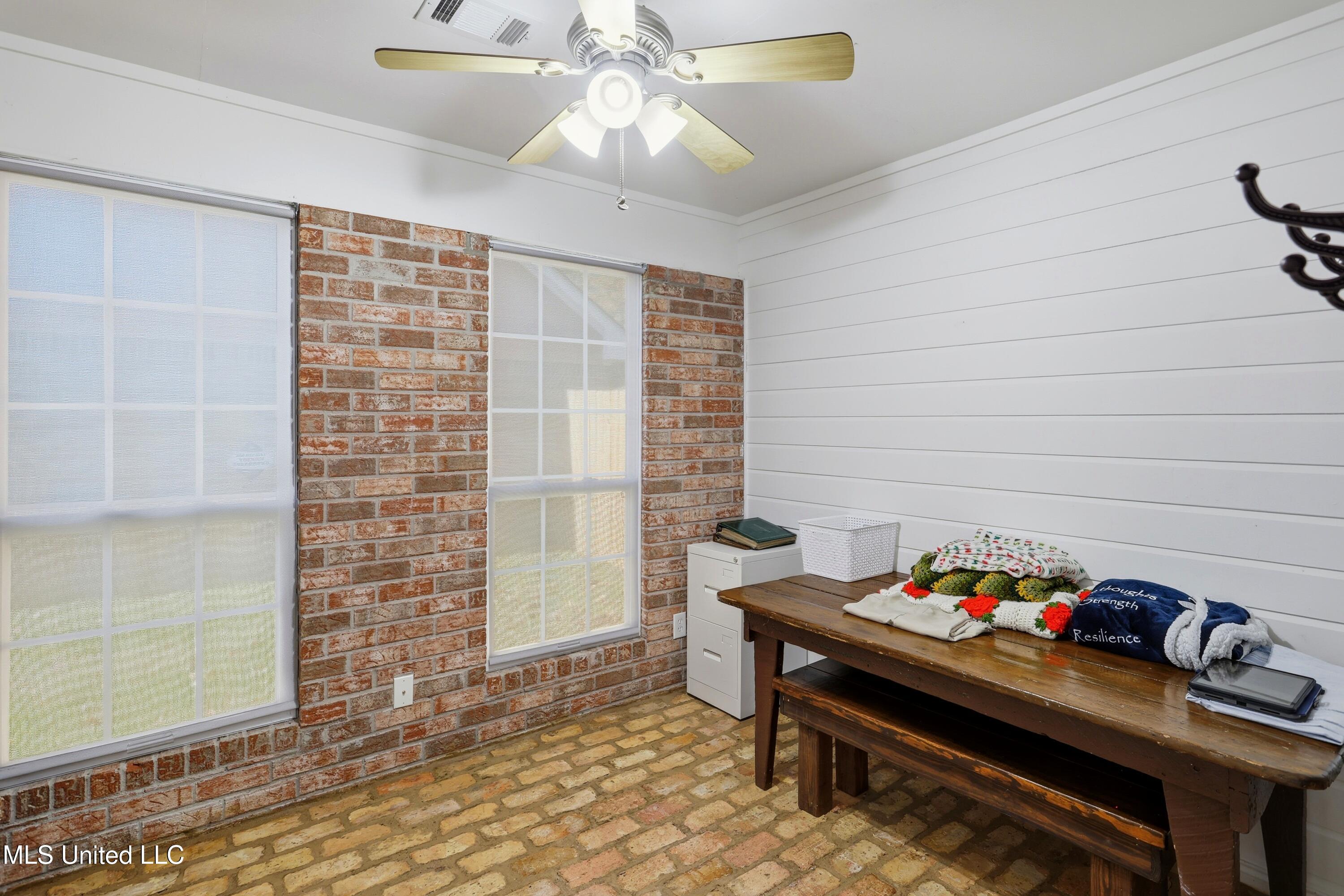 72 Lamplighter Road Pearl, MS 39208 - Photo 21 of 25 72 Lamplighter Rd \ Home Tours MS (22)[1