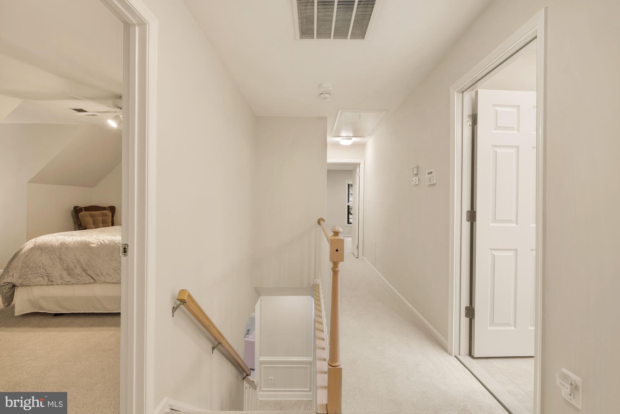 7304 Brickyard Road Potomac, MD 20854 - Photo 22 of 40