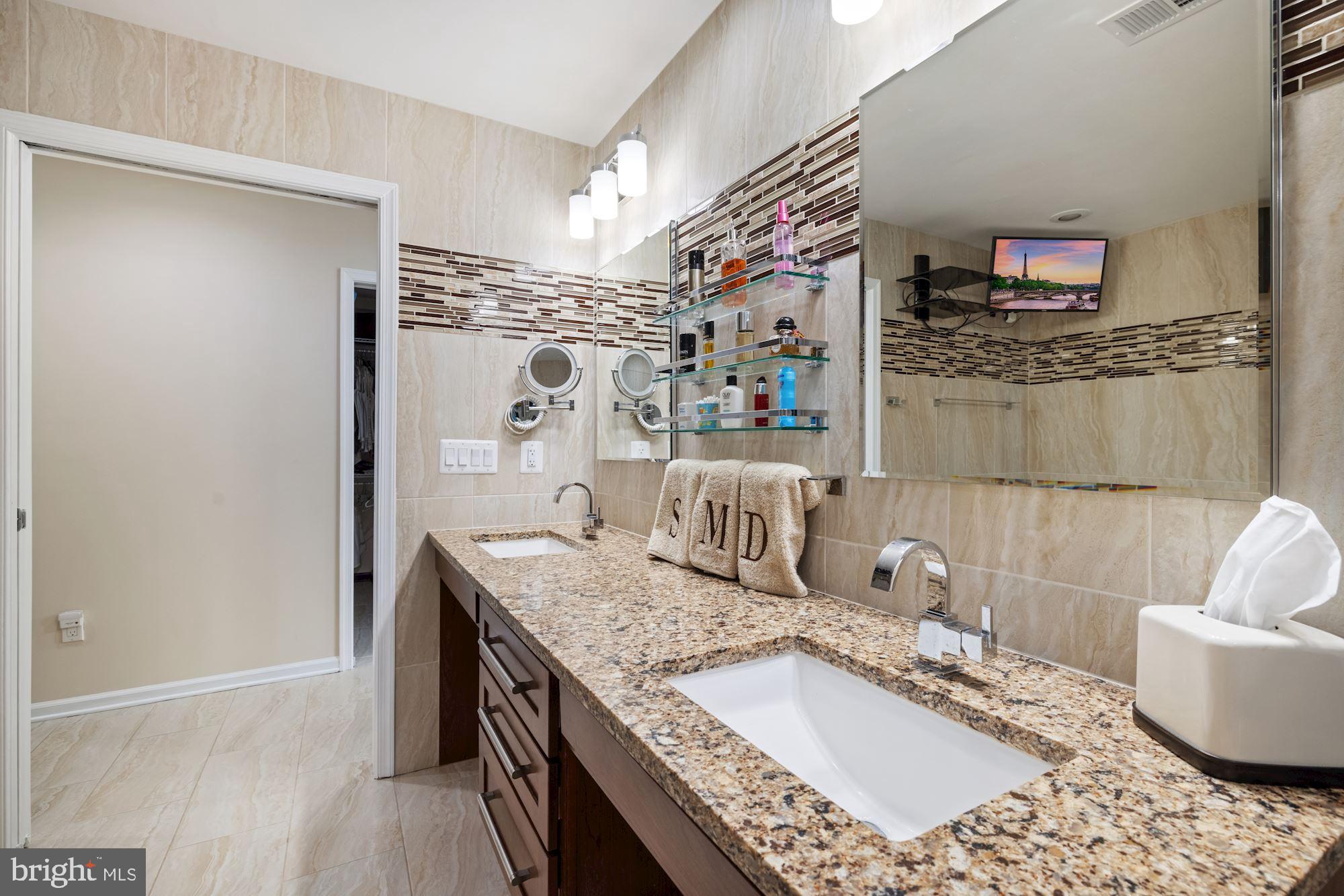 7304 Brickyard Road Potomac, MD 20854 - Photo 28 of 40