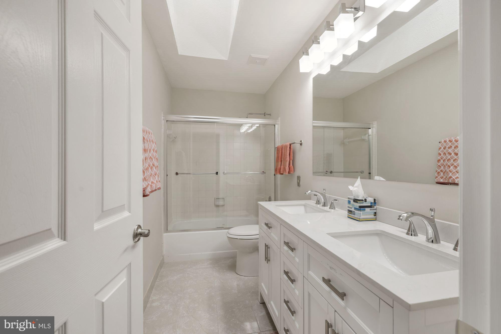 7304 Brickyard Road Potomac, MD 20854 - Photo 31 of 40