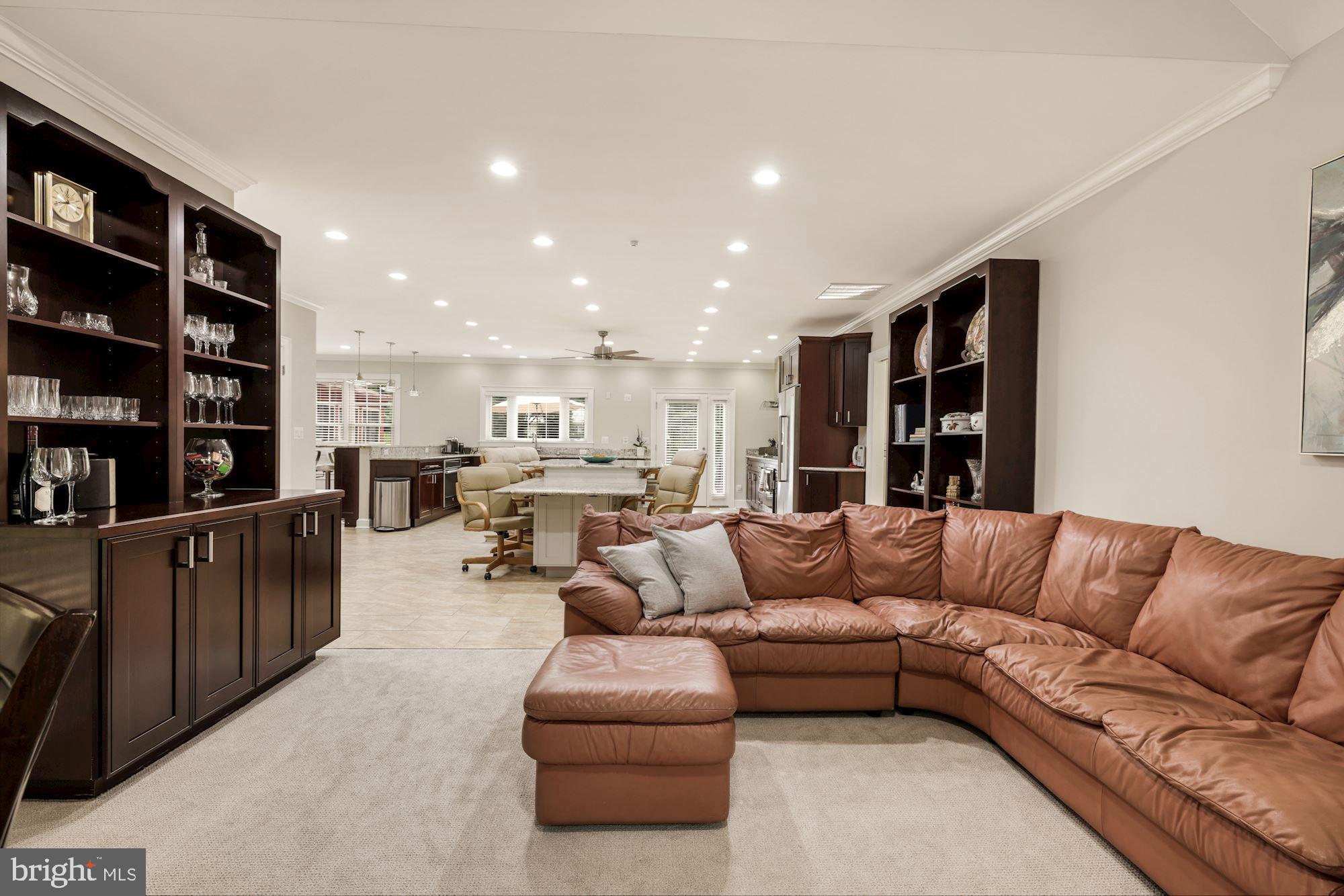 7304 Brickyard Road Potomac, MD 20854 - Photo 10 of 40