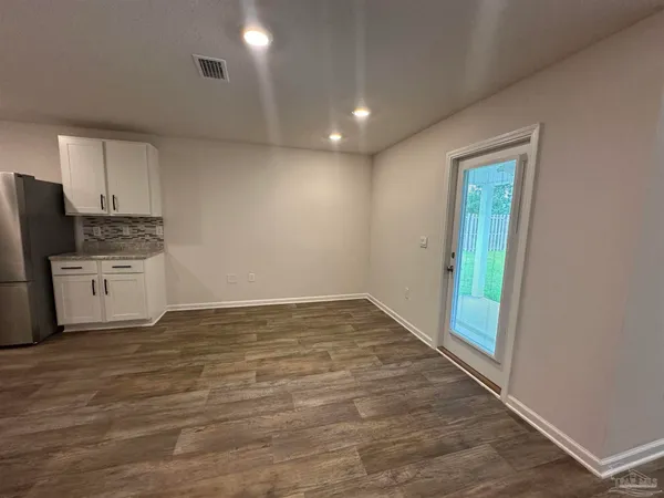 $2,195 | 7565 Steeplechase Boulevard, Pensacola, FL 32526