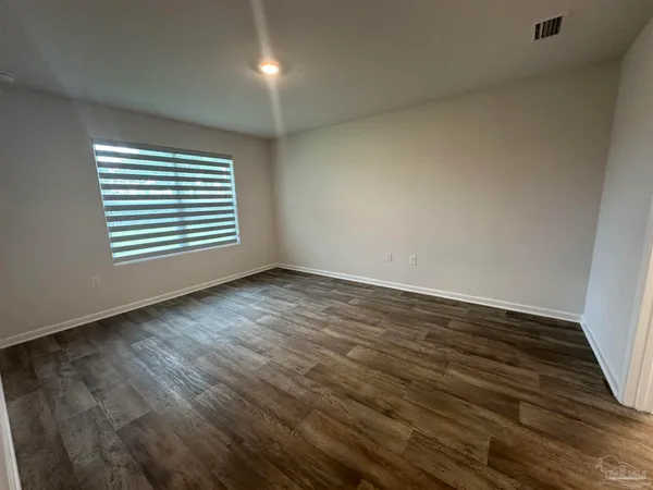 $2,195 | 7565 Steeplechase Boulevard, Pensacola, FL 32526