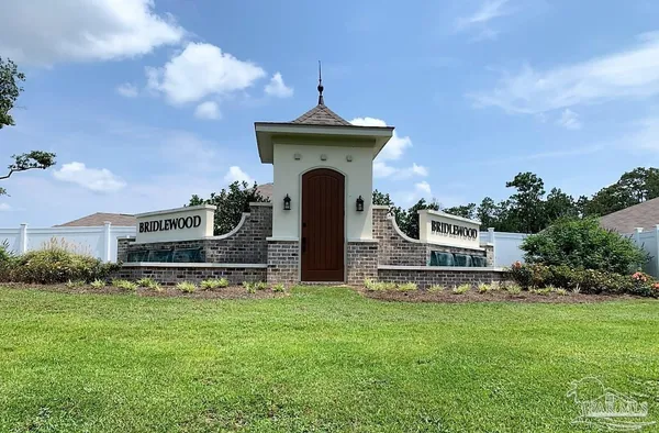 $2,195 | 7565 Steeplechase Boulevard, Pensacola, FL 32526