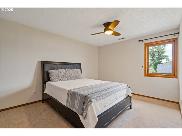 $1,995,000 | 954 South A Street, Washougal, WA 98671