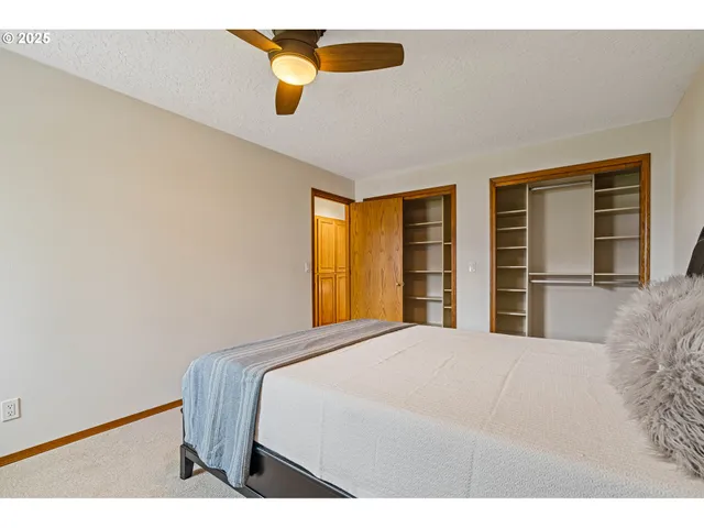 $1,995,000 | 954 South A Street, Washougal, WA 98671