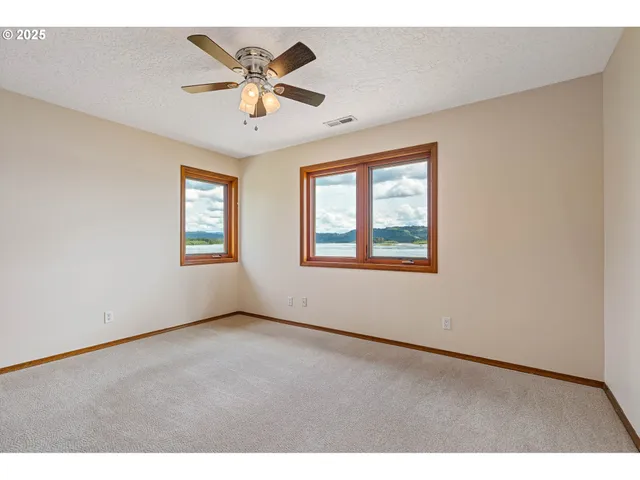 $1,995,000 | 954 South A Street, Washougal, WA 98671