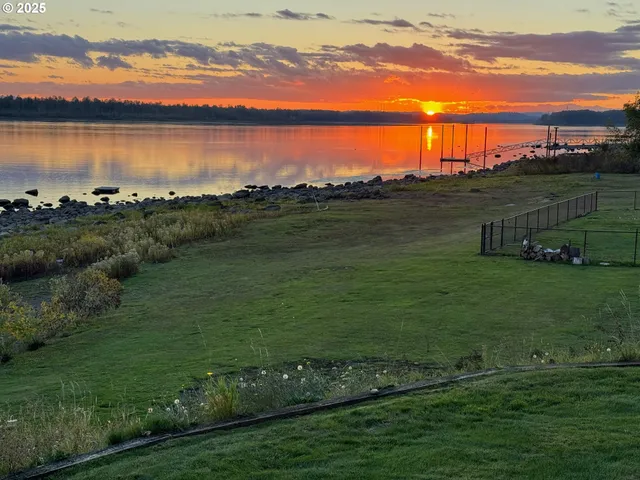 $1,995,000 | 954 South A Street, Washougal, WA 98671