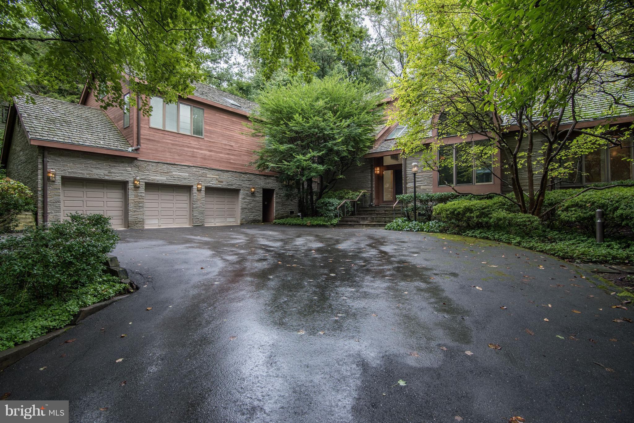 8925 Burning Tree Road Bethesda, MD 20817 - Photo 4 of 22 Three Car Garage