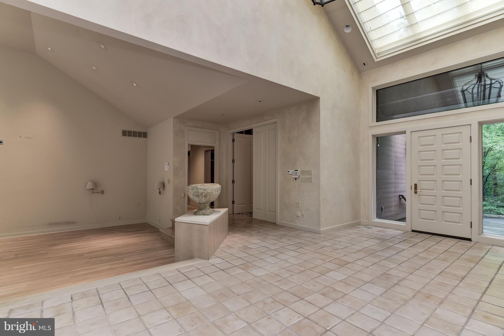 8925 Burning Tree Road Bethesda, MD 20817 - Photo 7 of 22 Foyer