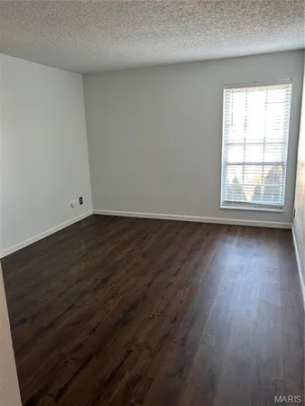 $1,995 | 14471 Bantry Lane, Unit 16, Chesterfield, MO 63017