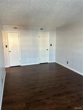 $1,995 | 14471 Bantry Lane, Unit 16, Chesterfield, MO 63017