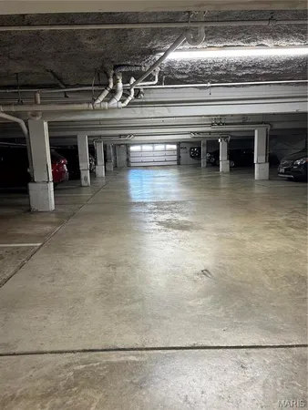 $1,995 | 14471 Bantry Lane, Unit 16, Chesterfield, MO 63017