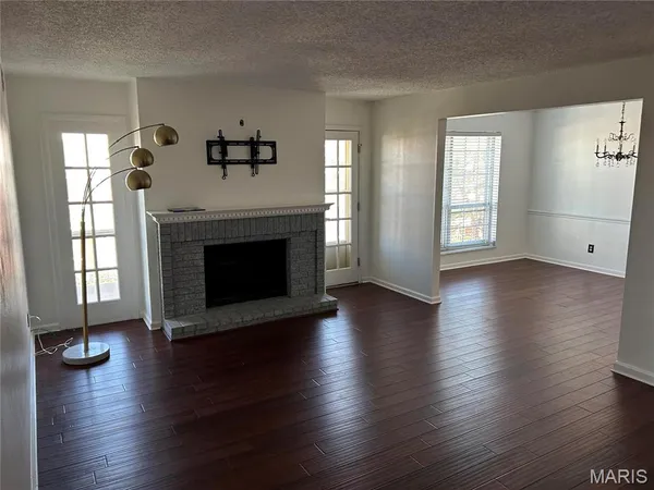 $1,995 | 14471 Bantry Lane, Unit 16, Chesterfield, MO 63017