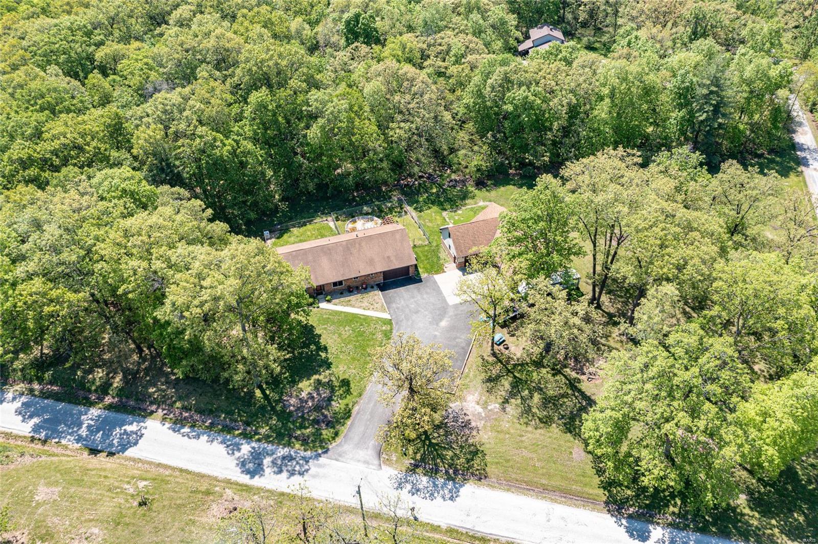 20443 Tall Timber Road Staunton, IL 62088 - Photo 41 of 44