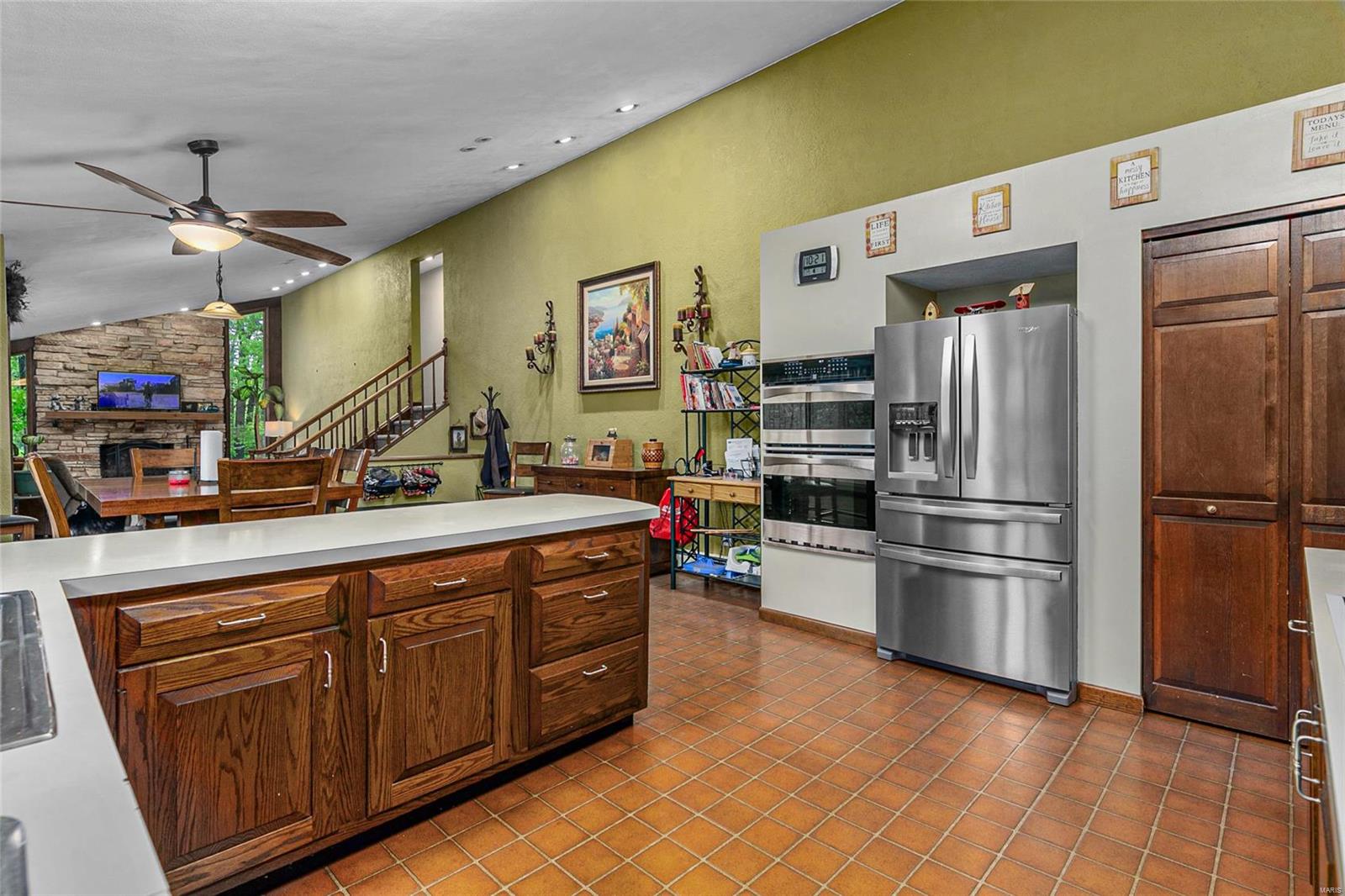 20443 Tall Timber Road Staunton, IL 62088 - Photo 10 of 44