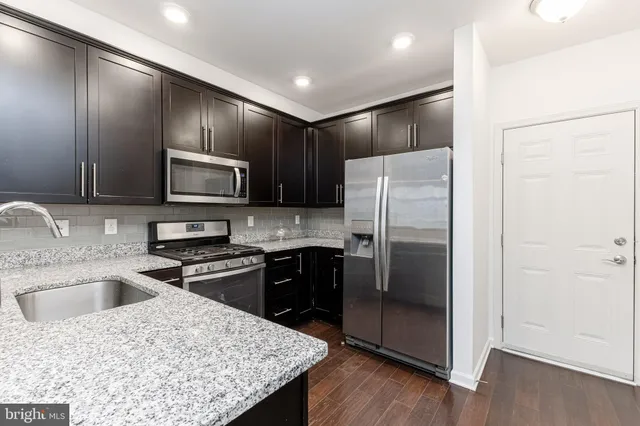 $395,000 | 16882 Porters Inn Drive, Dumfries, VA 22026