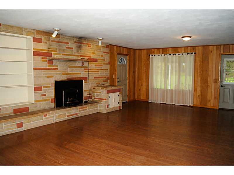 276 Holmes Road Mercer, PA 16137 - Photo 15 of 25 Family Room.