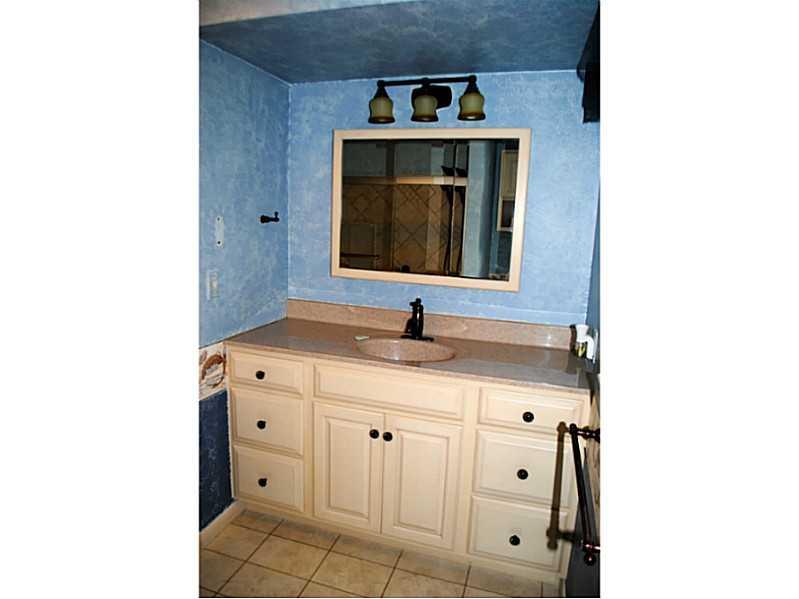 276 Holmes Road Mercer, PA 16137 - Photo 21 of 25 Full Bath.