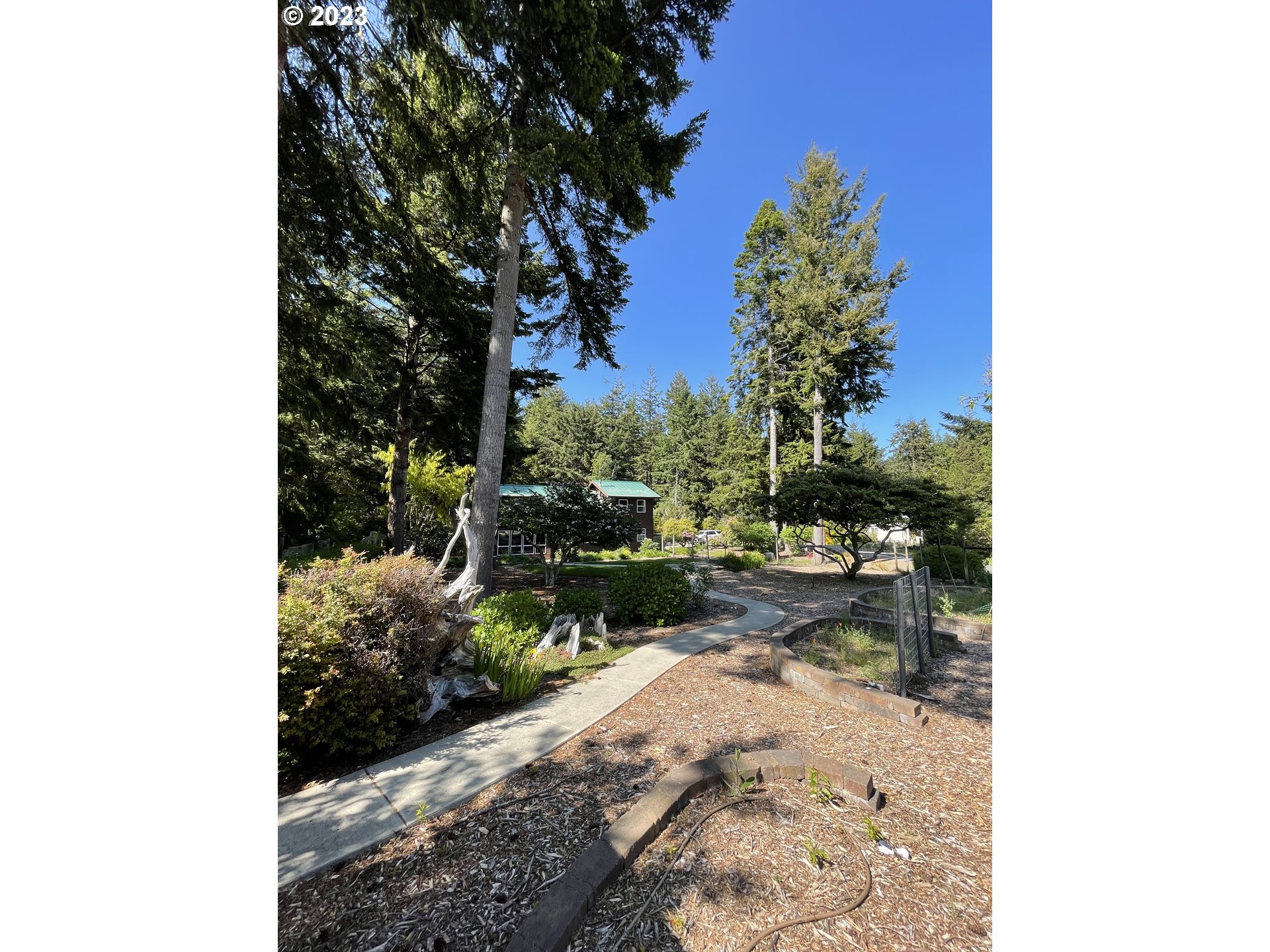 57264 Dodger Road Bandon, OR 97411 - Photo 7 of 44 Gallery Image 7