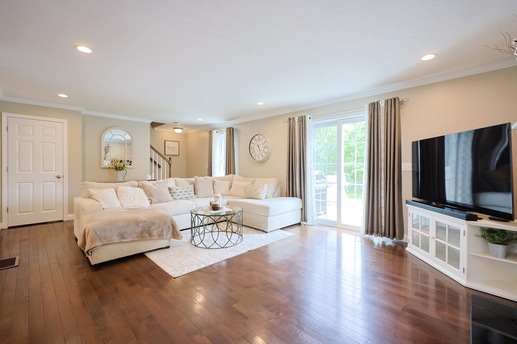 5 Mendon Road, Unit D Attleboro, MA 02703 - Photo 4 of 42