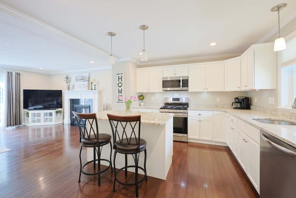 5 Mendon Road, Unit D Attleboro, MA 02703 - Photo 7 of 42