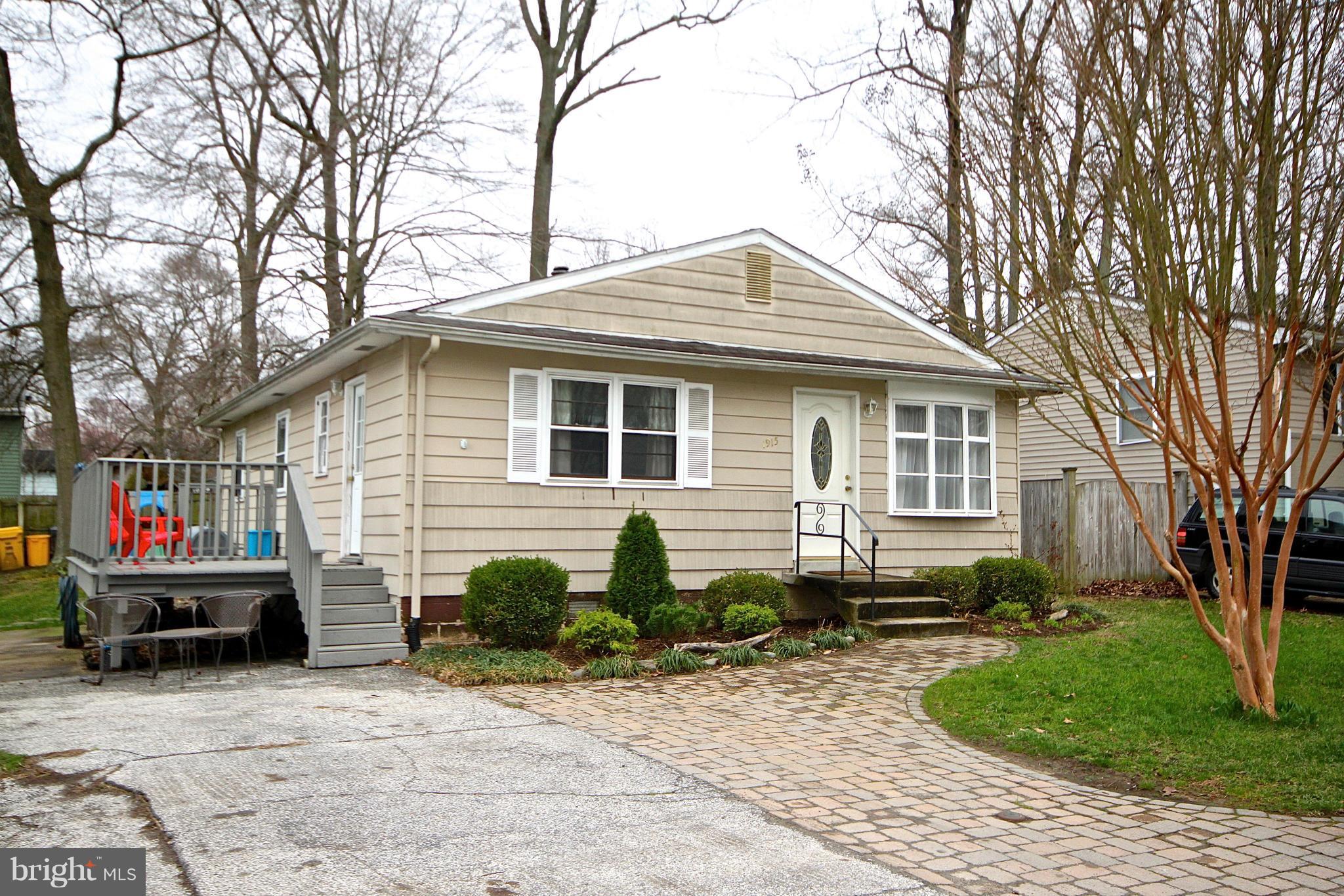 1915 Potomac Road Edgewater, MD 21037 - Photo 2 of 20 Exterior (Front)