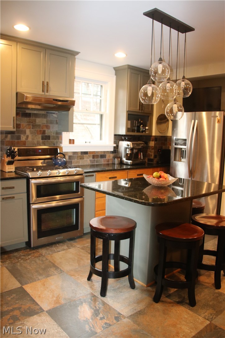 2920 Huntington Road Cleveland, OH 44120 - Photo 12 of 35 Modern renovated kitchen