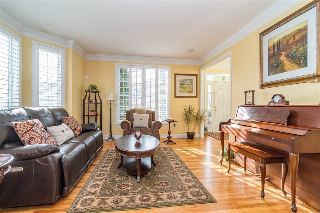 98 Heritage Avenue Ashland, MA 01721 - Photo 11 of 33