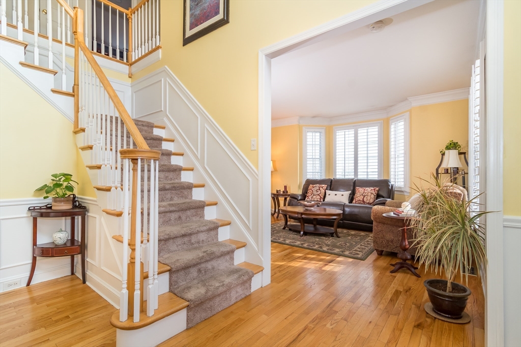 98 Heritage Avenue Ashland, MA 01721 - Photo 2 of 33