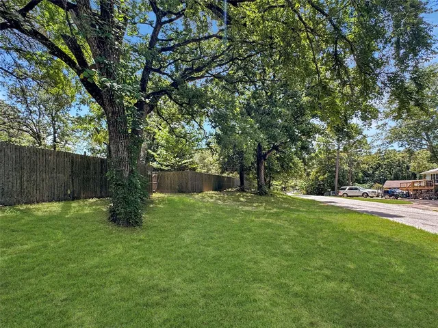 $299,000 | 1005 Wood Canyon Road, Tool, TX 75143