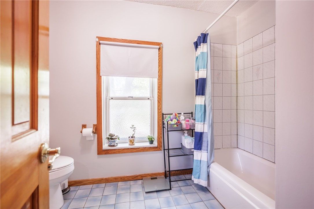 1225 Macedon Center Road Macedon, NY 14502 - Photo 22 of 32 Upstairs full bath