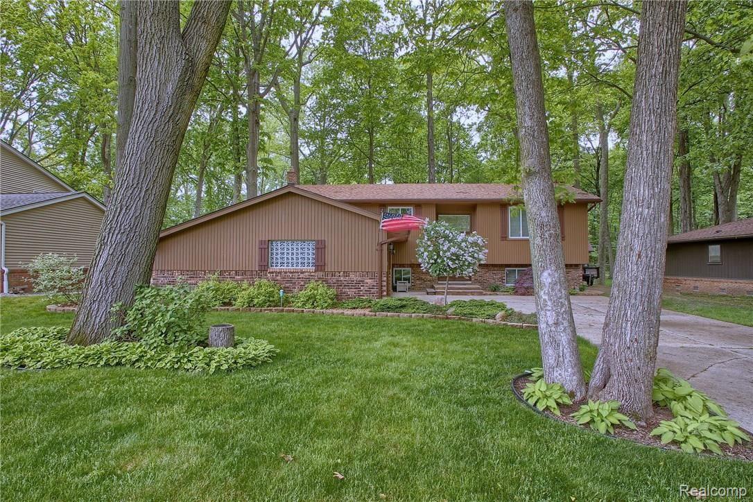 11031 Messmore Road Utica, MI 48317 - Photo 30 of 30 Front_2nd_View.jpg