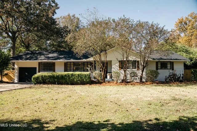 $249,000 | 104 Sunset Drive, Clinton, MS 39056