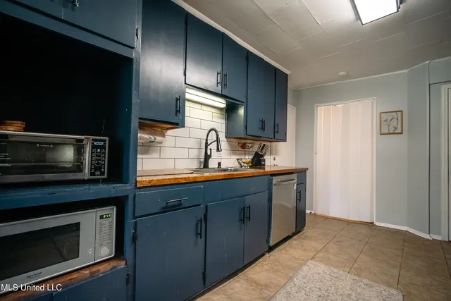 $249,000 | 104 Sunset Drive, Clinton, MS 39056