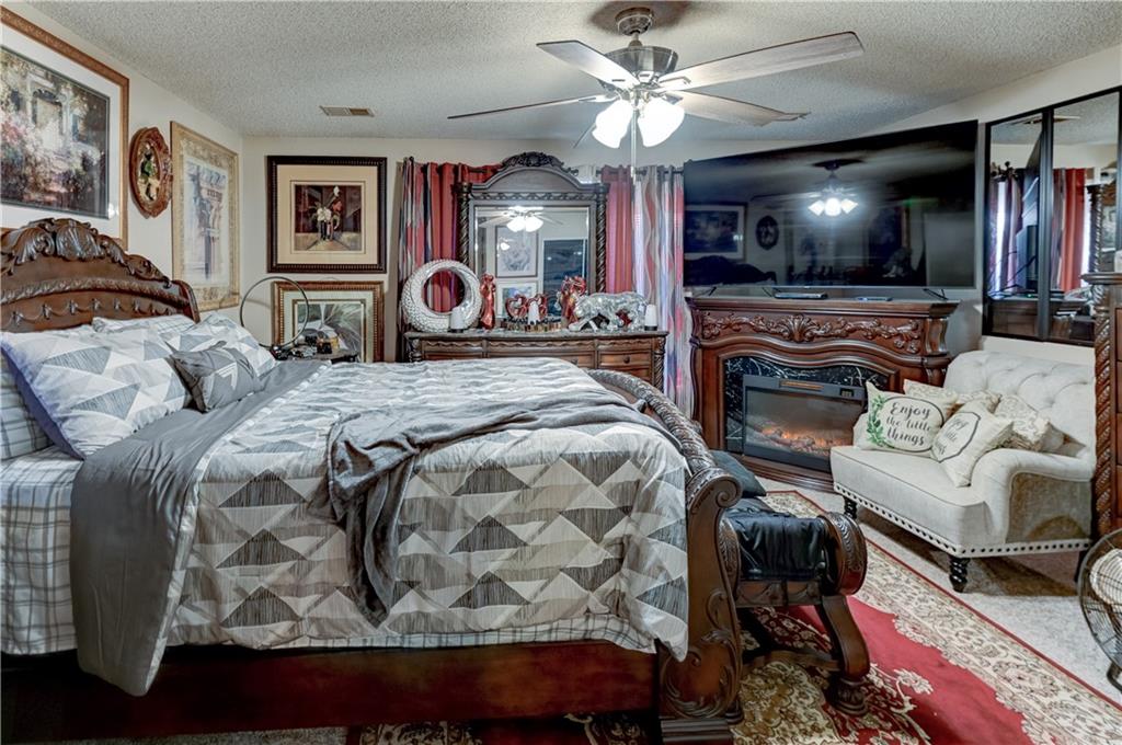 204 North Pointe Lane Raymore, MO 64083 - Photo 14 of 31