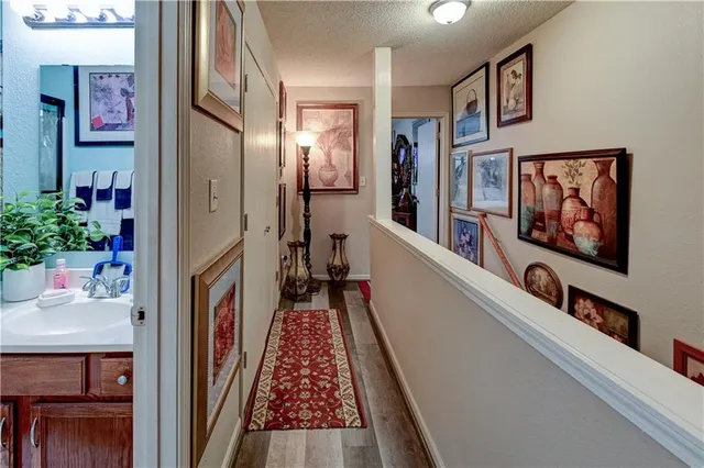 $214,900 | 204 North Pointe Lane, Raymore, MO 64083