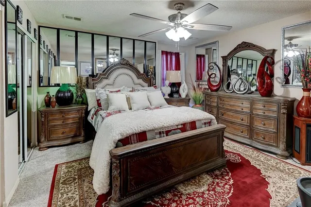 $214,900 | 204 North Pointe Lane, Raymore, MO 64083