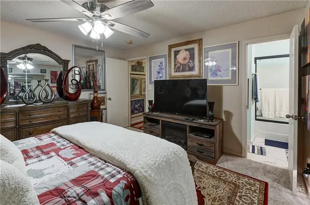 $214,900 | 204 North Pointe Lane, Raymore, MO 64083