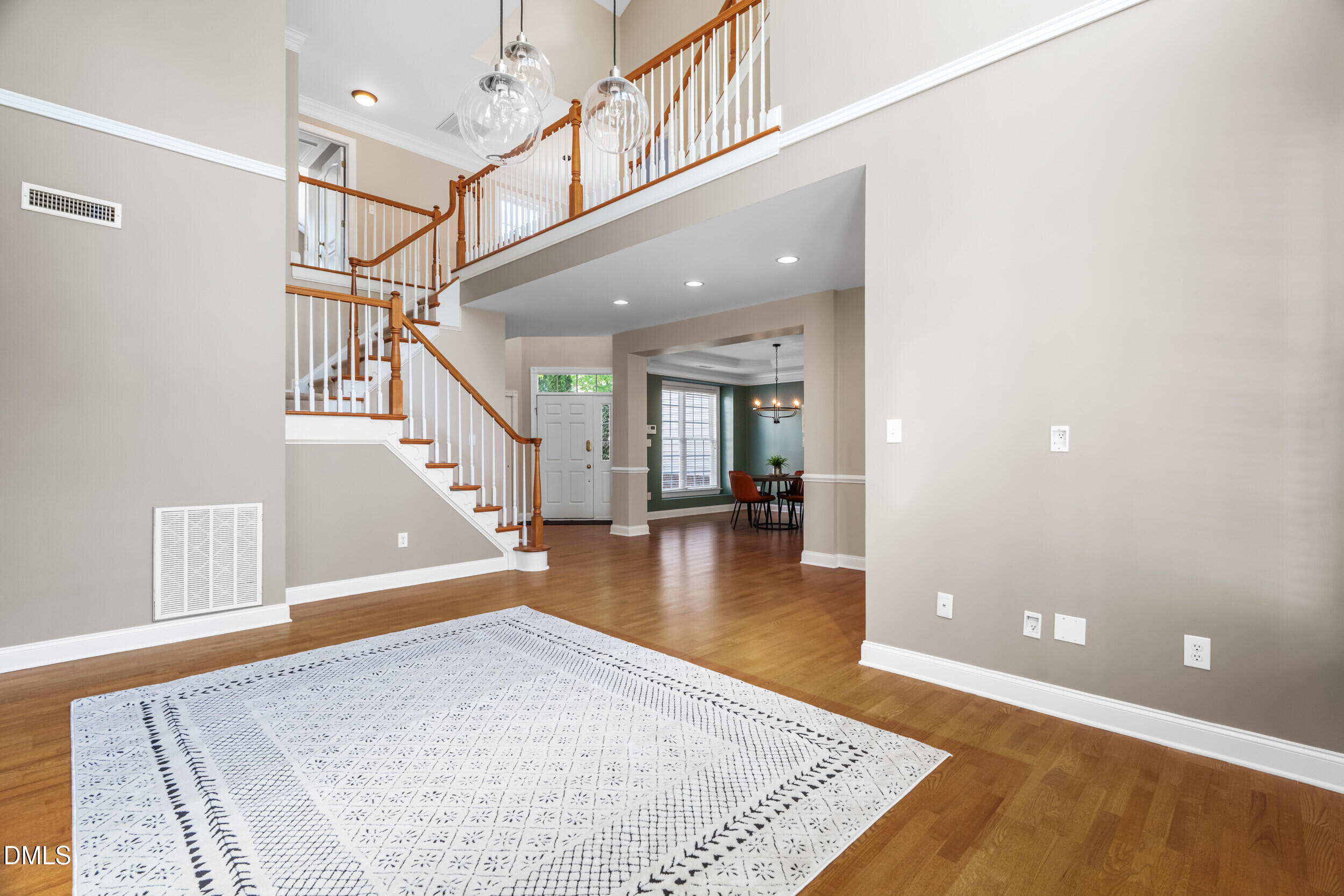 9113 White Eagle Court Raleigh, NC 27617 - Photo 11 of 58 Living Room