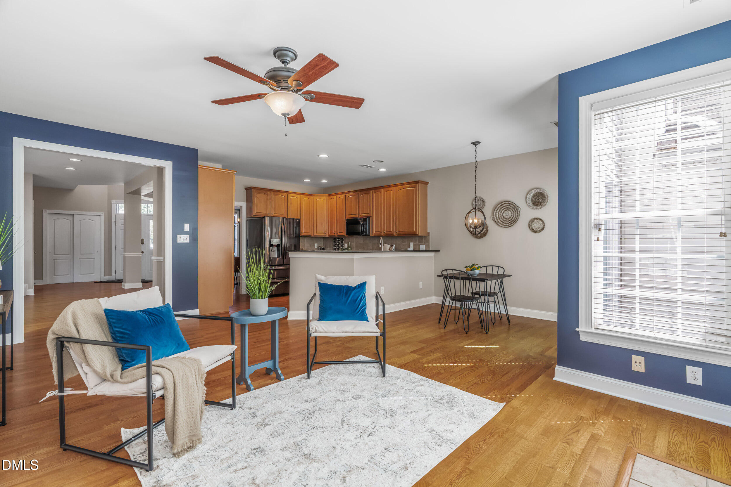 9113 White Eagle Court Raleigh, NC 27617 - Photo 20 of 58 Family Room