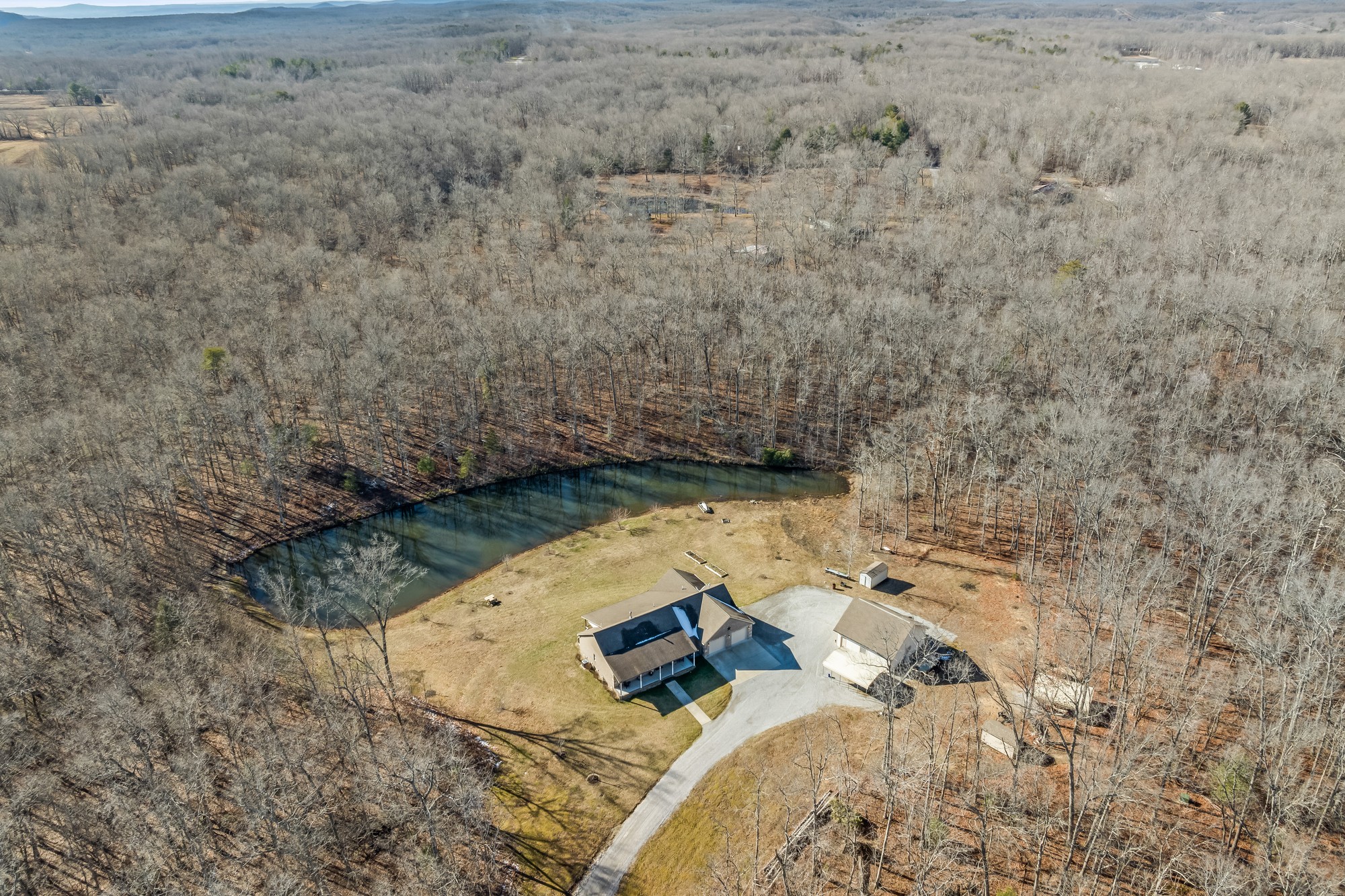 1469 Jr Camp Road Monterey, TN 38574 - Photo 1 of 33 Gallery Image 1