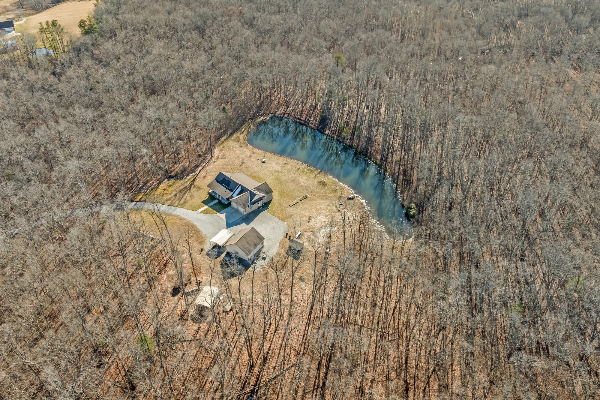 1469 Jr Camp Road Monterey, TN 38574 - Photo 28 of 33 Gallery Image 28