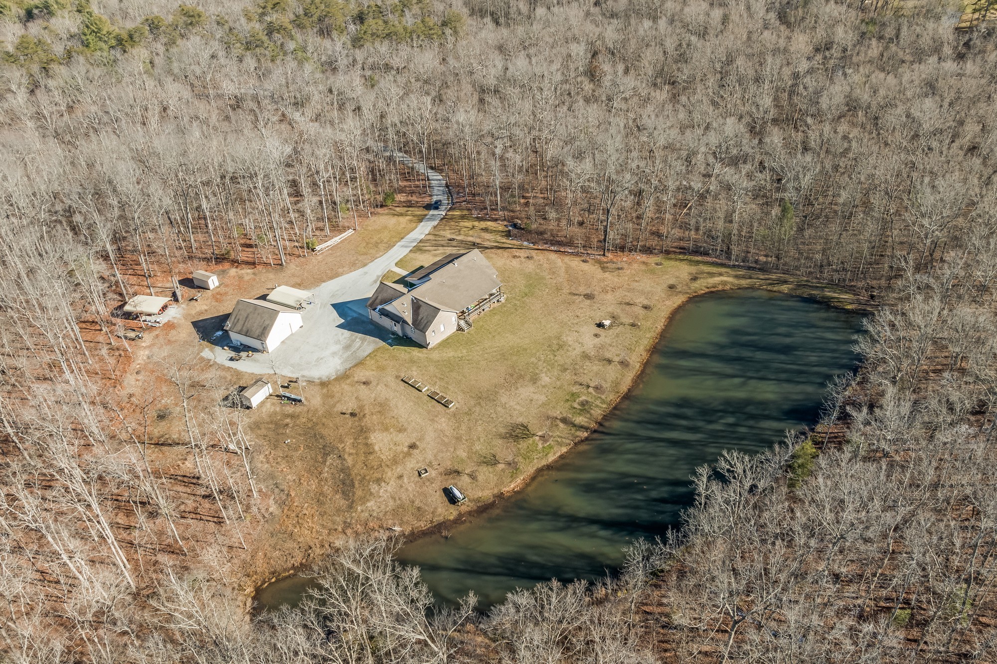 1469 Jr Camp Road Monterey, TN 38574 - Photo 29 of 33 Gallery Image 29