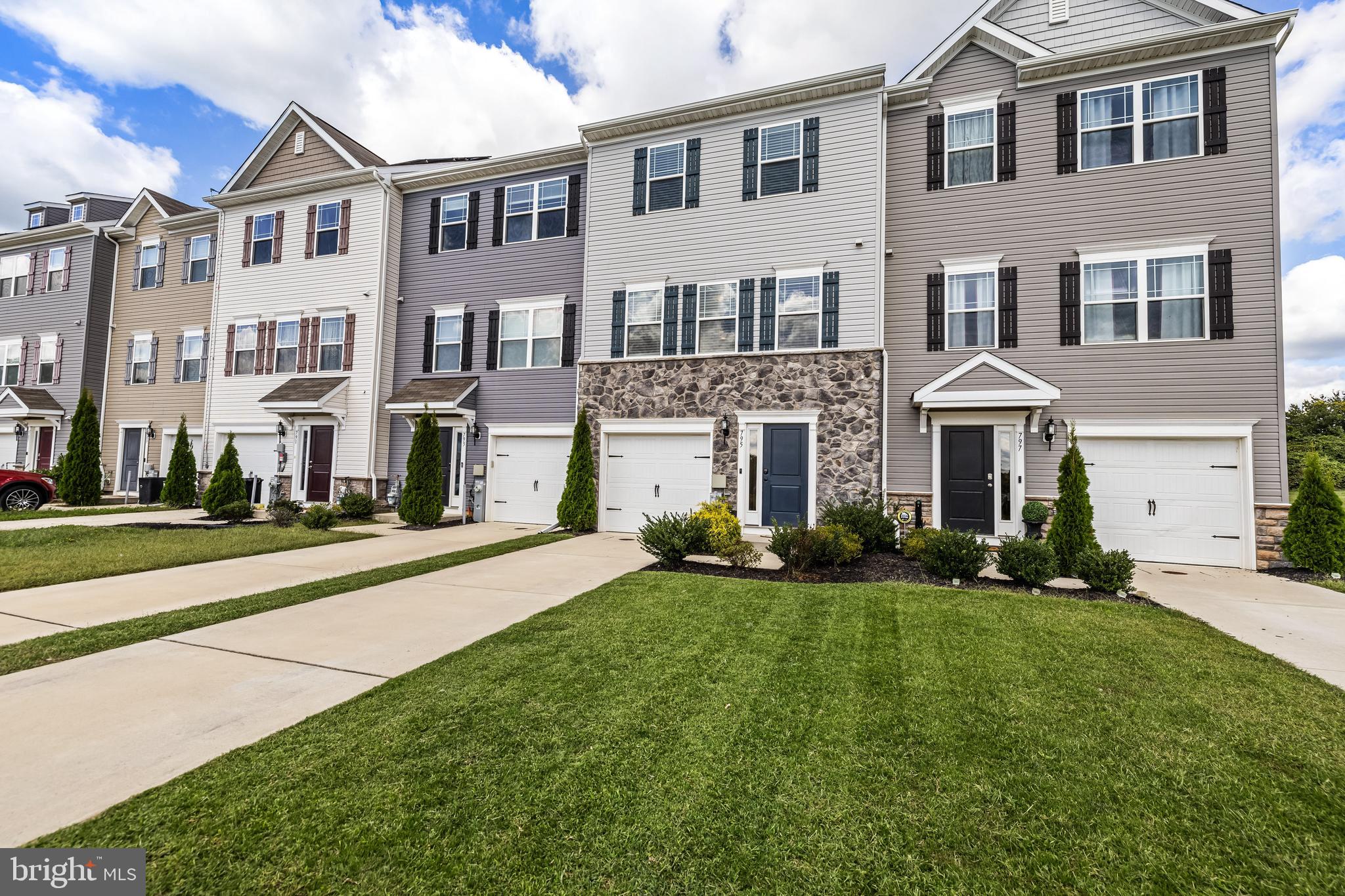 795 Magnolia Ridge Drive Joppa, MD 21085 - Photo 3 of 43 Gallery Image 3