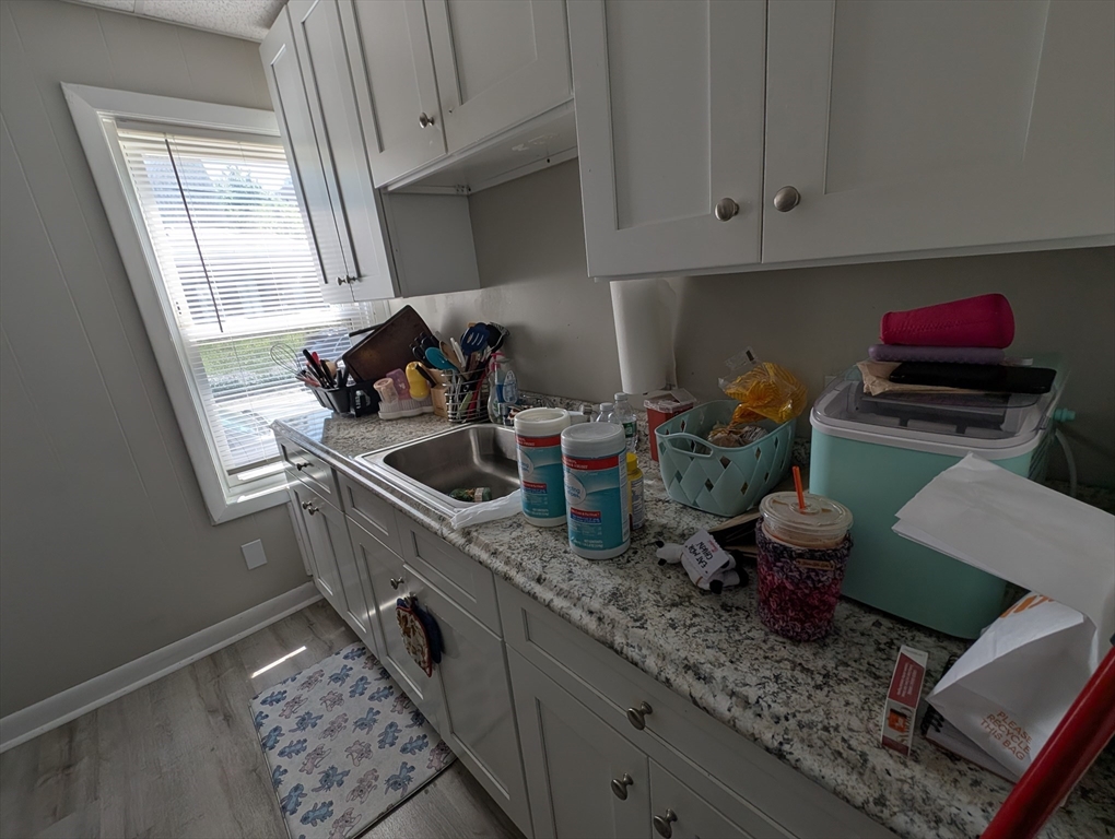 131 Thomas Street Fall River, MA 02723 - Photo 14 of 35