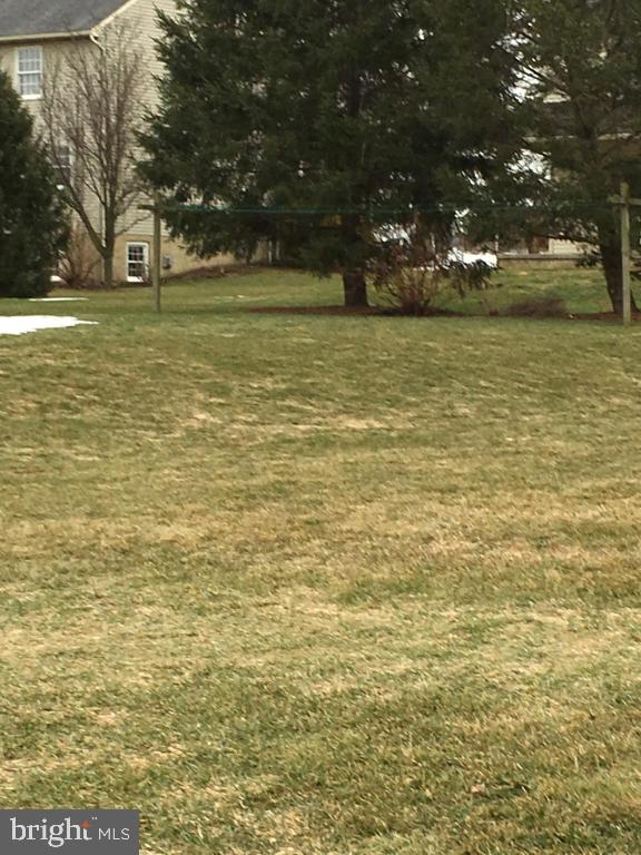 636 West Orange Street Lititz, PA 17543 - Photo 8 of 12 Gallery Image 8