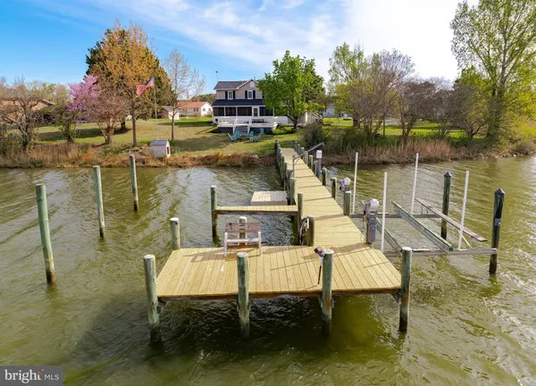 $750,000 | 21225 Georges Lane, Avenue, MD 20609